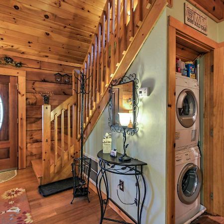 Cozy Nest Gatlinburg Cabin With Porch And Jacuzzi! Villa Екстериор снимка