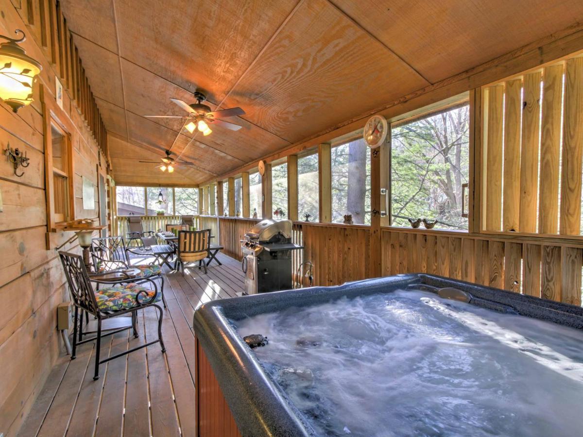 Cozy Nest Gatlinburg Cabin With Porch And Jacuzzi! Villa Екстериор снимка