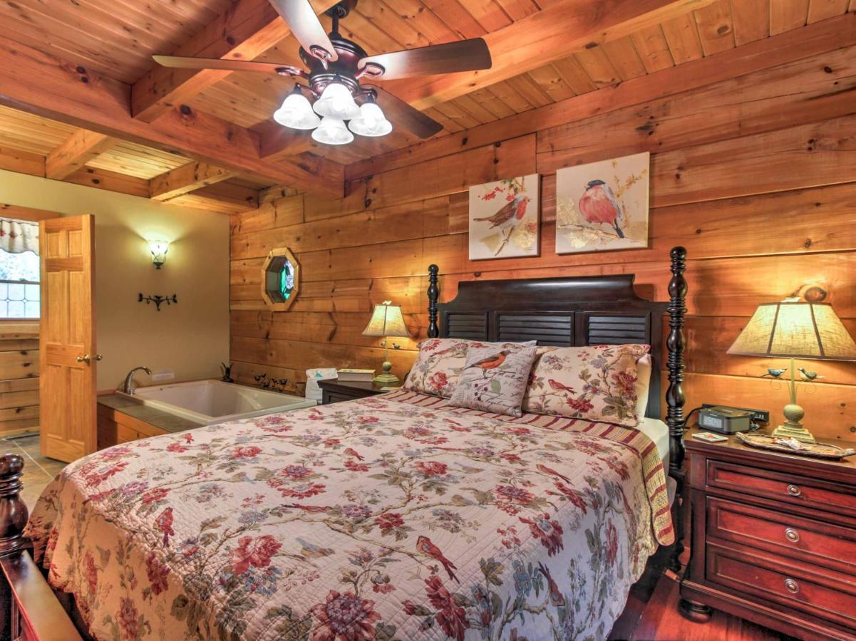 Cozy Nest Gatlinburg Cabin With Porch And Jacuzzi! Villa Екстериор снимка