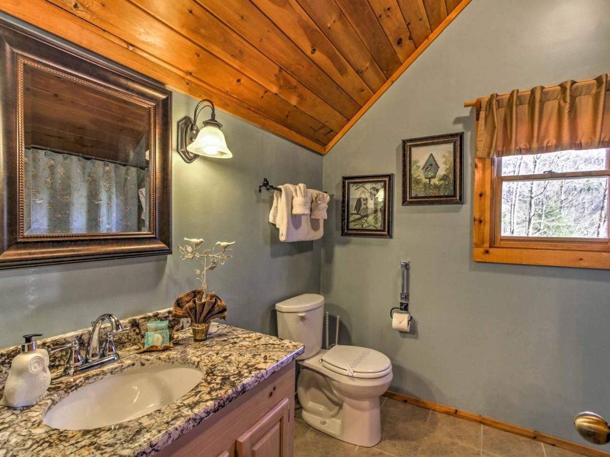 Cozy Nest Gatlinburg Cabin With Porch And Jacuzzi! Villa Екстериор снимка